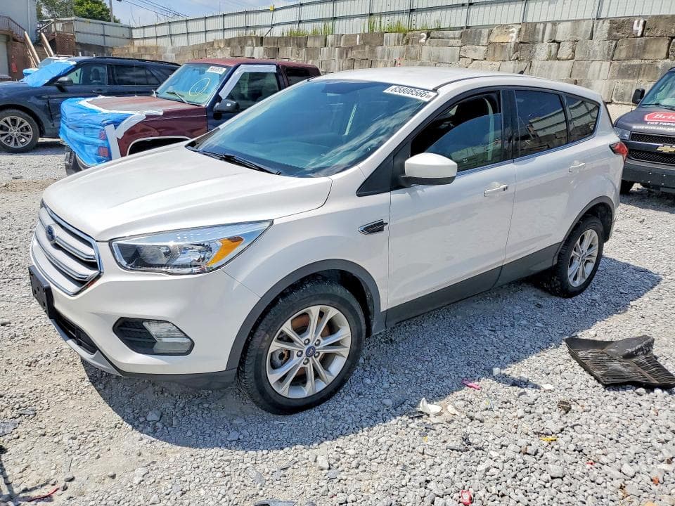 2019 FORD ESCAPE SE - 1