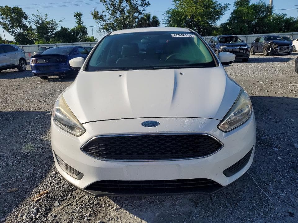2018 FORD FOCUS SE 5