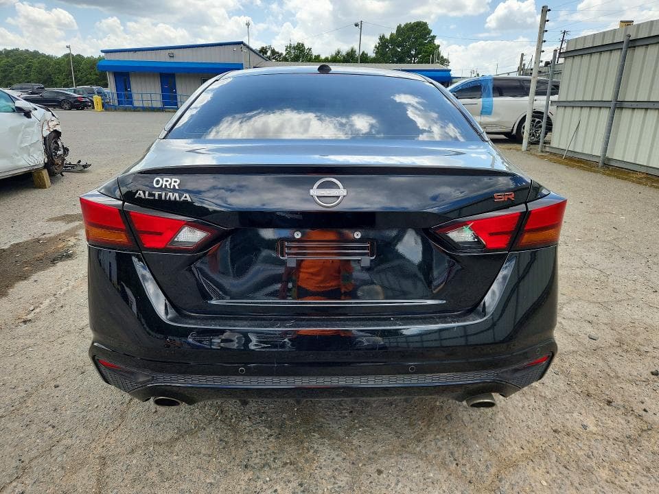 2023 NISSAN ALTIMA SR 6
