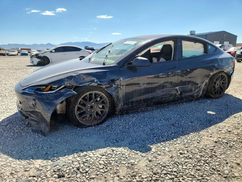 2026 TESLA MODEL 3 - 1