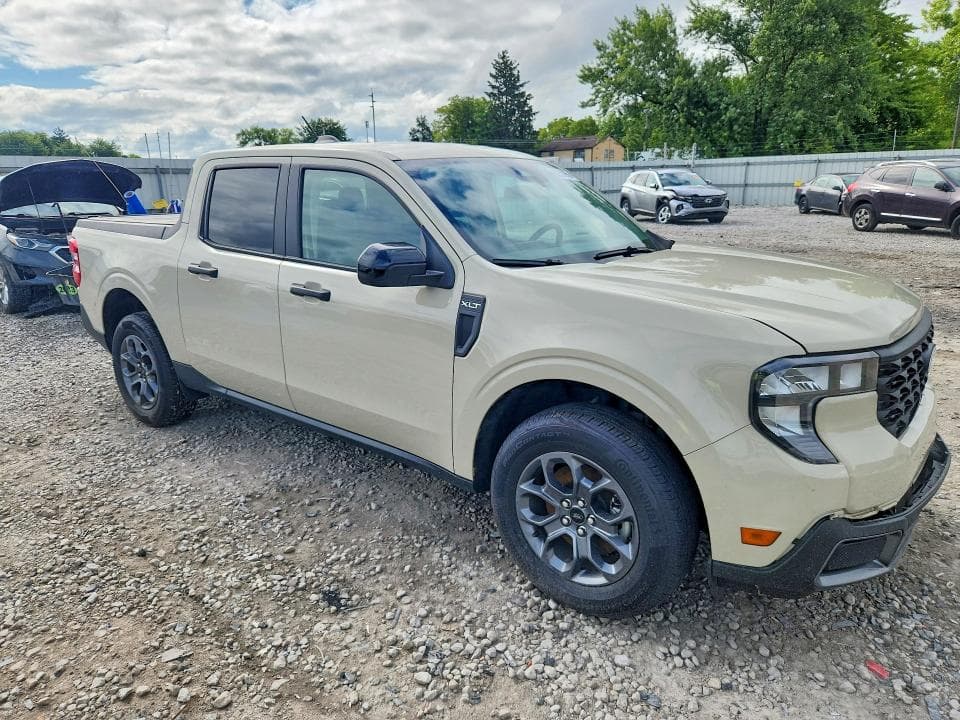 2025 FORD MAVERICK XLT 4