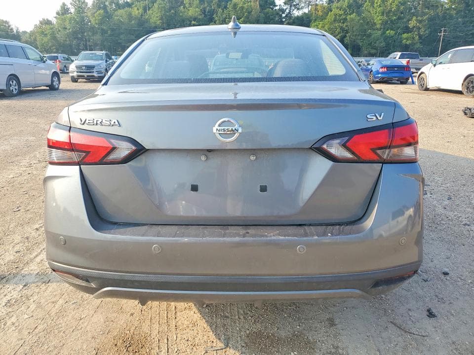 2021 NISSAN VERSA SV 6