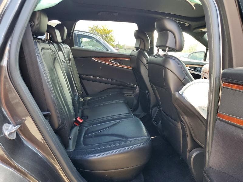 2017 LINCOLN MKX RESERVE 11