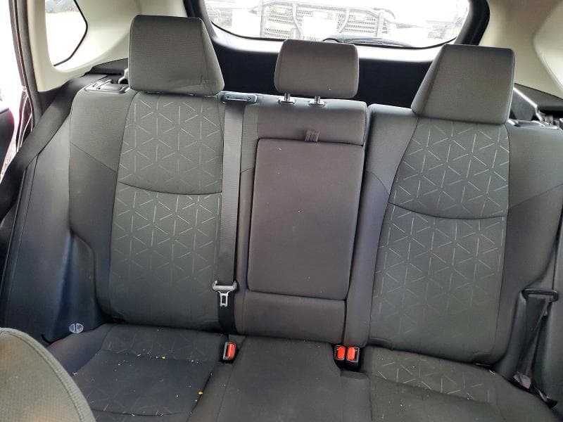 2024 TOYOTA RAV4 XLE 10