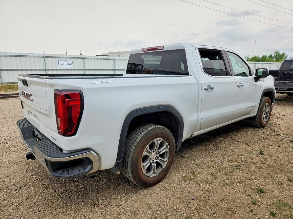 2025 GMC SIERRA K1500 SLT 3