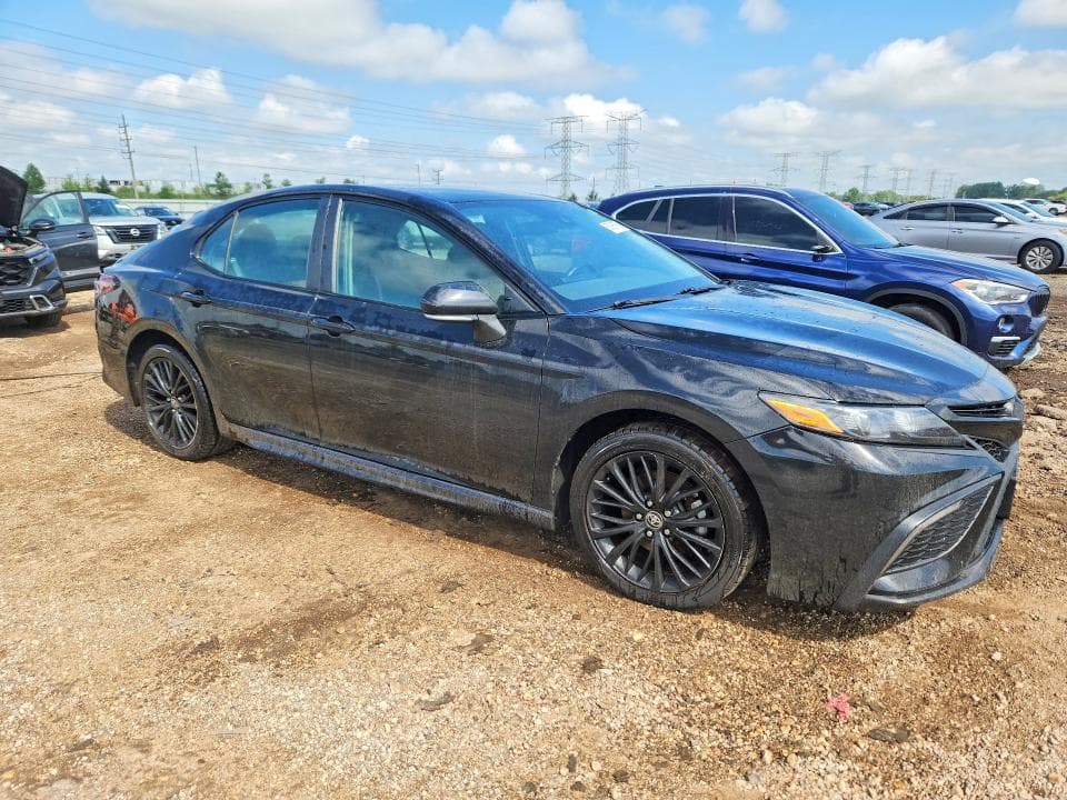 2022 TOYOTA CAMRY SE NIGHTSHADE 4