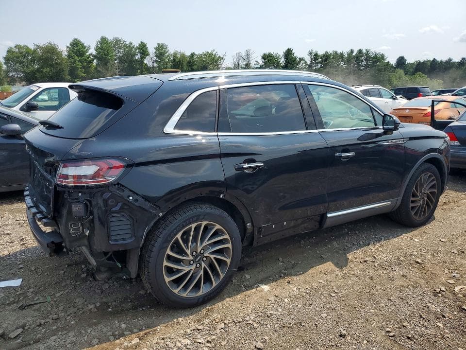 2019 LINCOLN NAUTILUS RESERVE 3