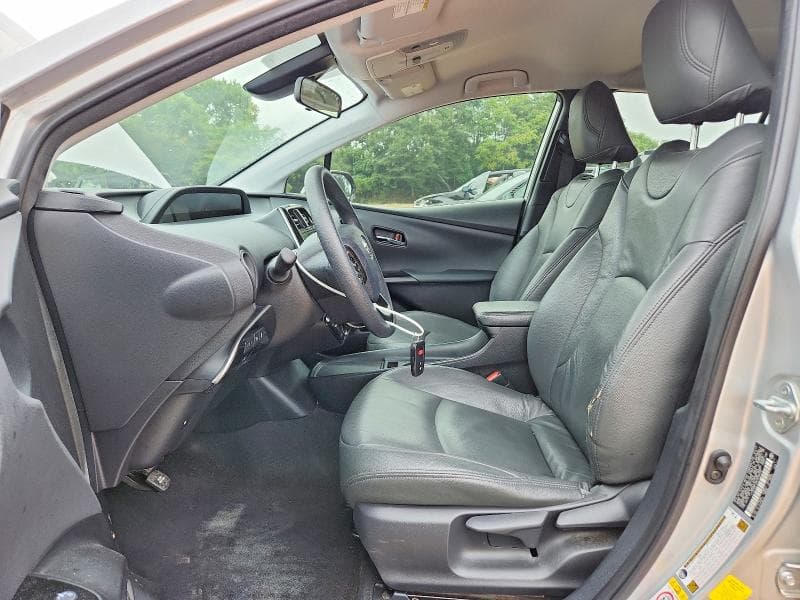 2019 TOYOTA PRIUS LE 7