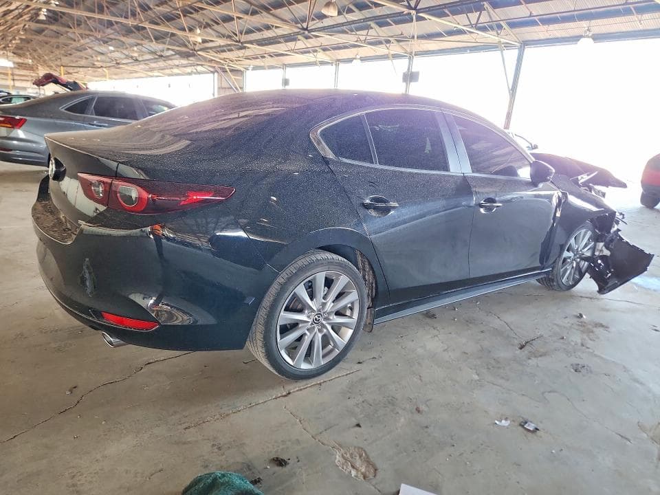 2023 MAZDA 3 SELECT 3
