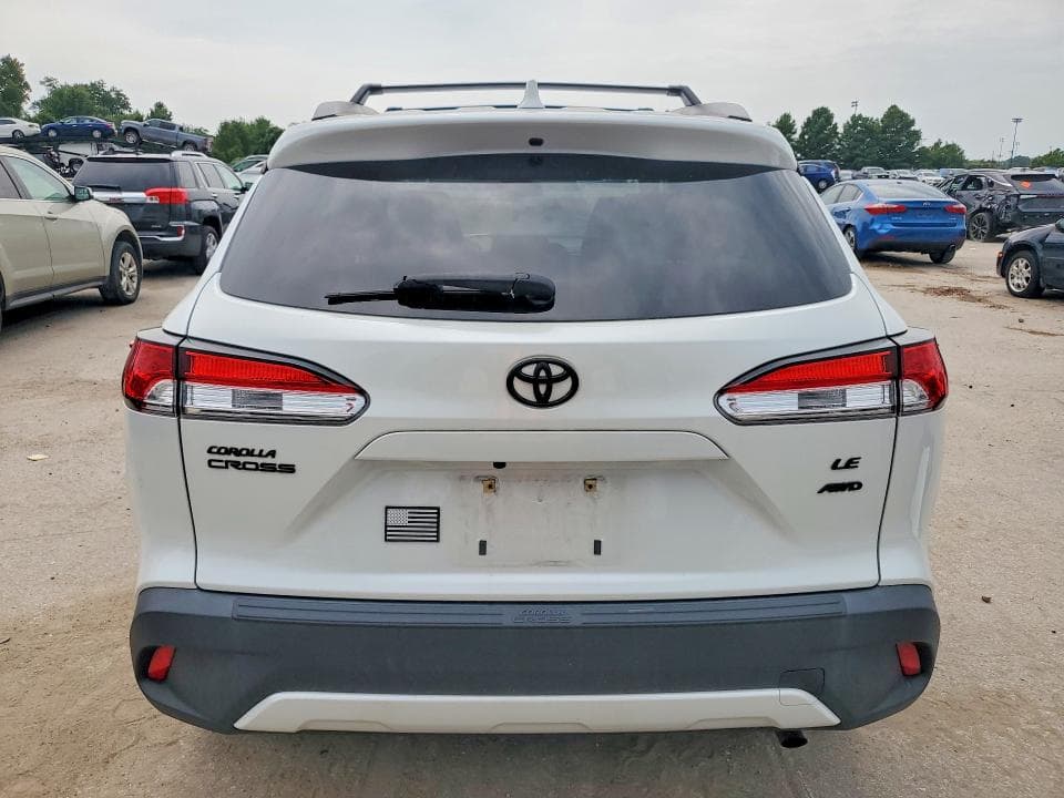 2022 TOYOTA COROLLA CROSS LE 6