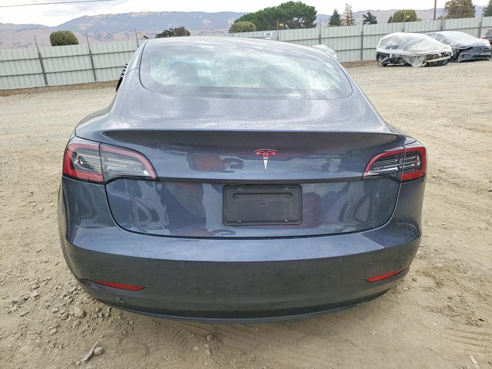 2020 TESLA MODEL 3 6
