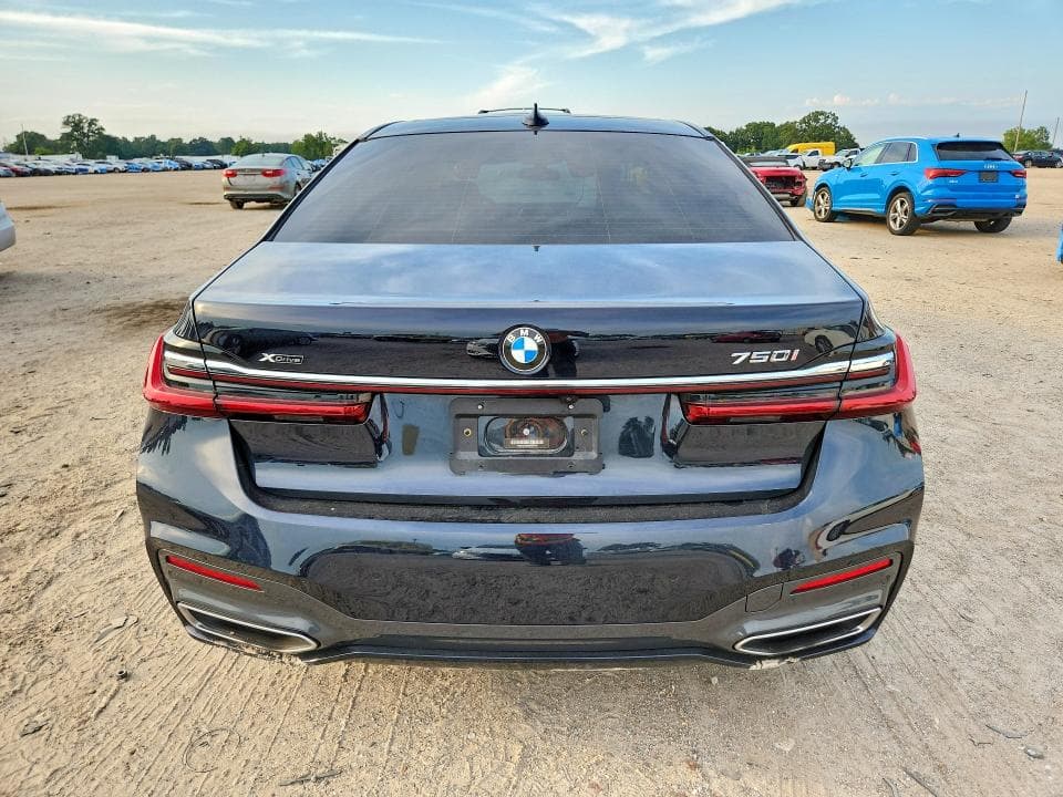 2021 BMW 750 XI 6