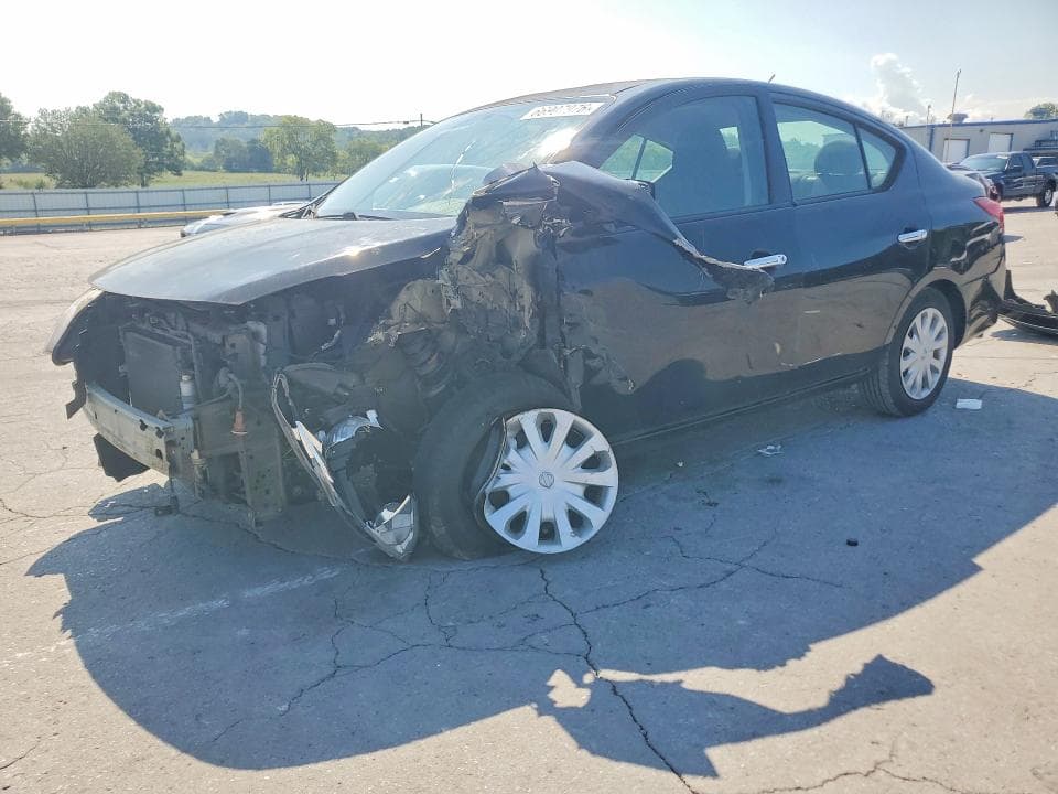 2018 NISSAN VERSA SV - 1
