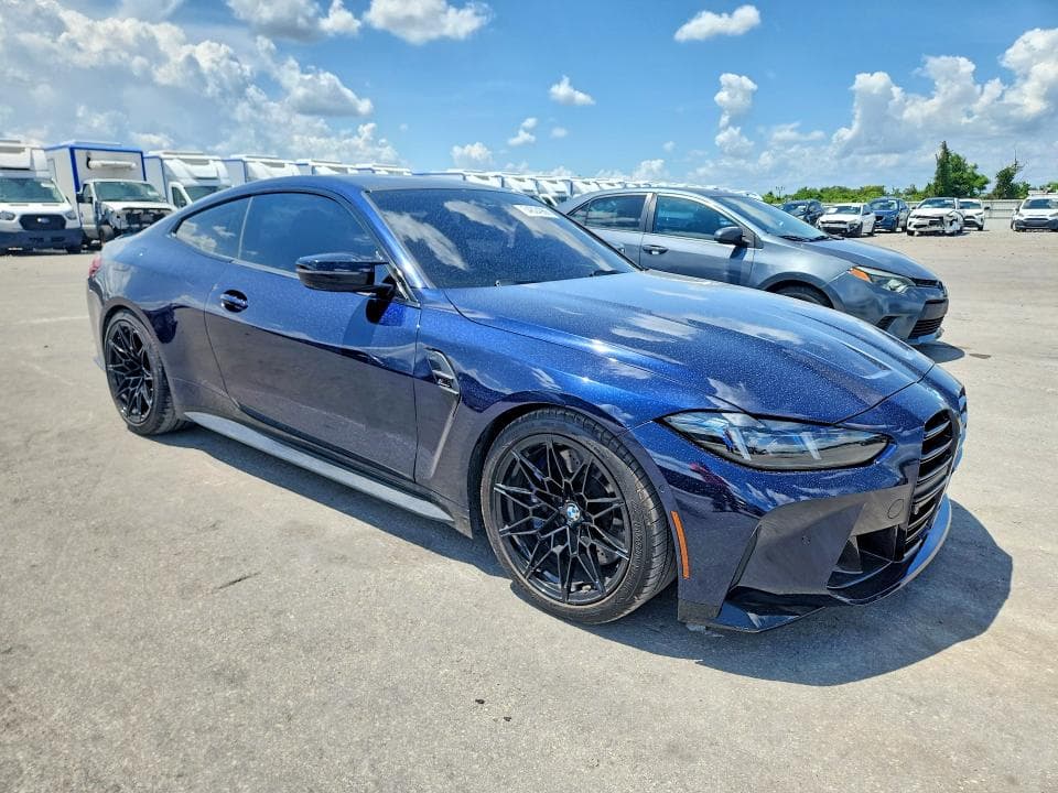 2025 BMW M4 COMPETITION 4