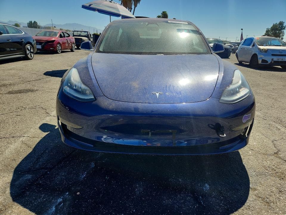 2018 TESLA MODEL 3 5