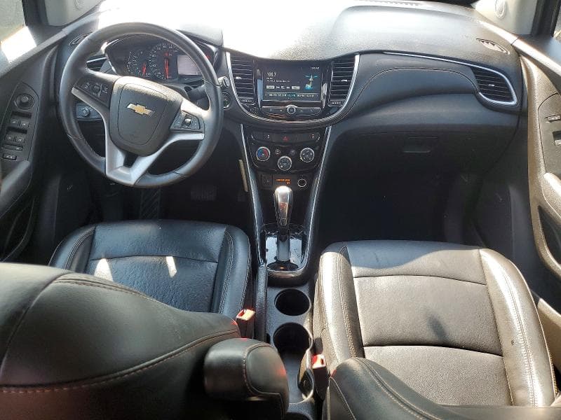 2017 CHEVROLET TRAX PREMIER 8