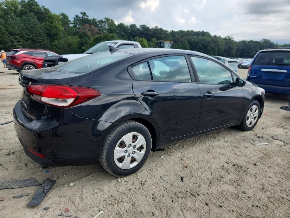 2017 KIA FORTE LX 3