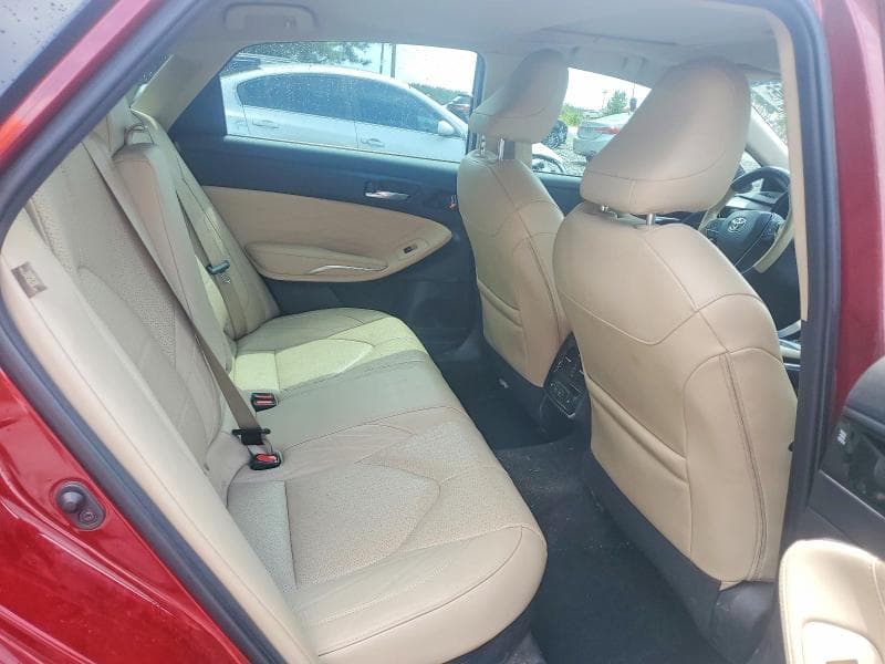 2020 TOYOTA AVALON LIMITED 10