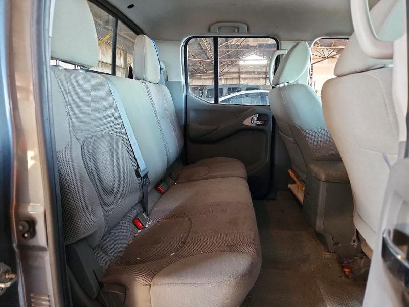 2018 NISSAN FRONTIER SV 10