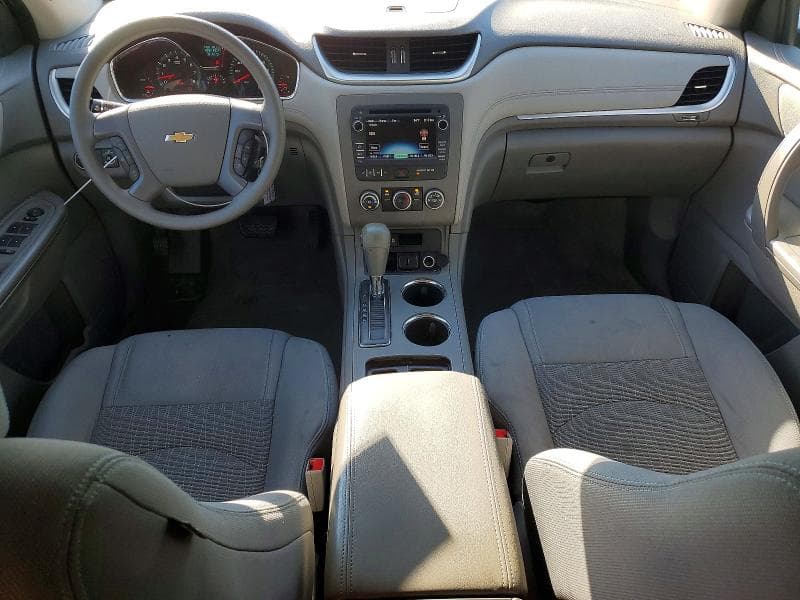 2017 CHEVROLET TRAVERSE LS 8