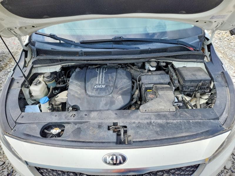 2017 KIA SEDONA LX 12