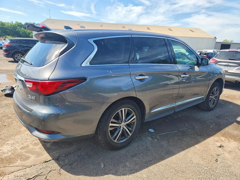 2017 INFINITI QX60 BASE 3