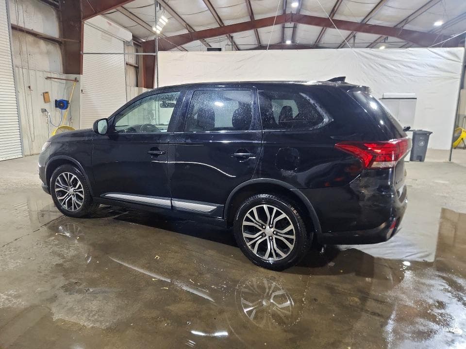 2018 MITSUBISHI OUTLANDER SE 2