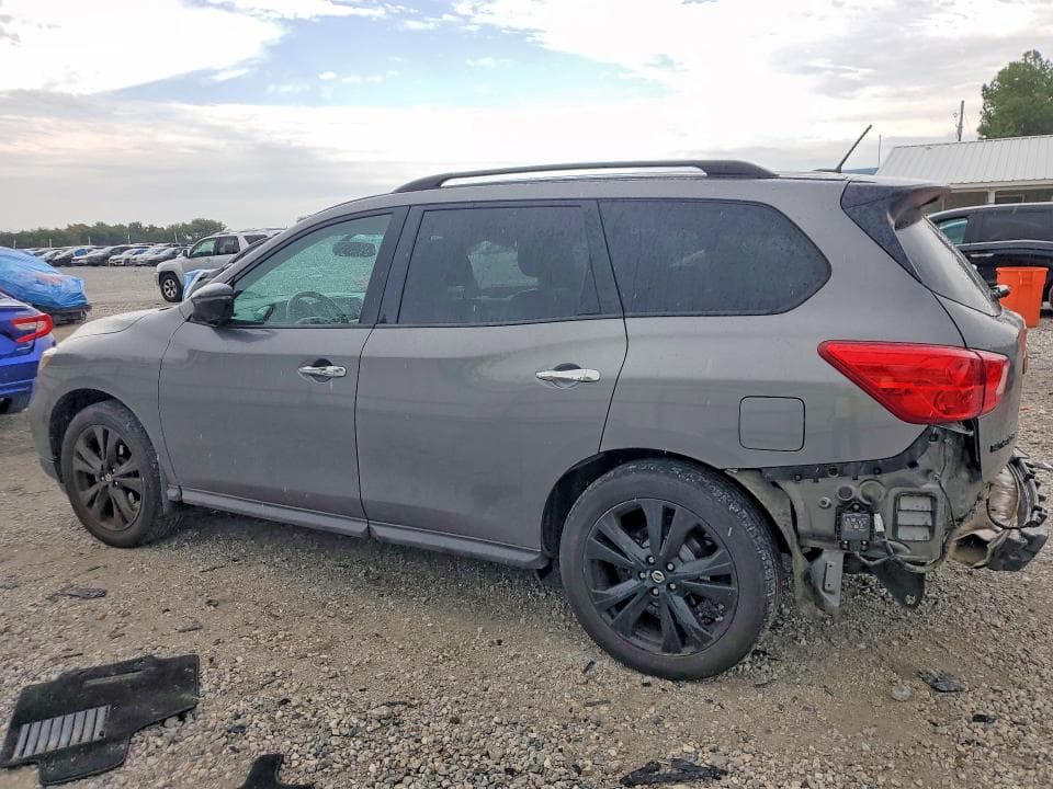 2018 NISSAN PATHFINDER SL 2