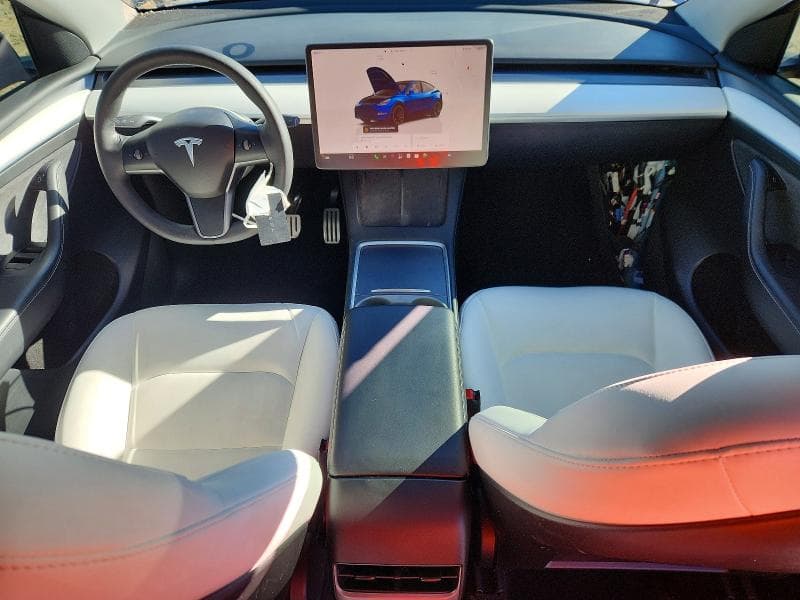 2022 TESLA MODEL Y 8