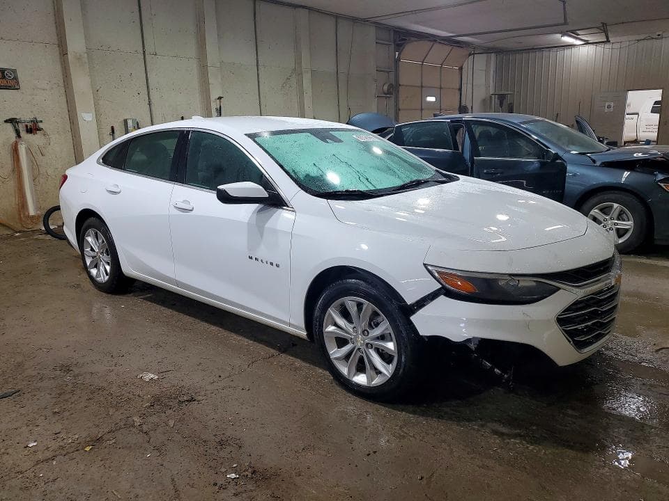 2022 CHEVROLET MALIBU LT 4