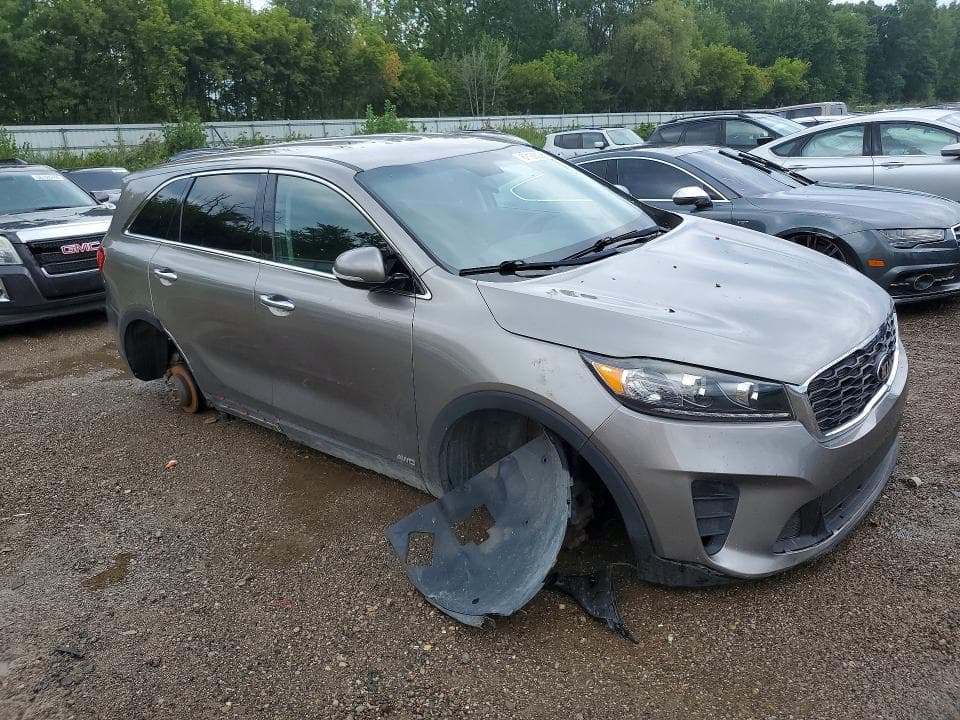 2019 KIA SORENTO LX 4