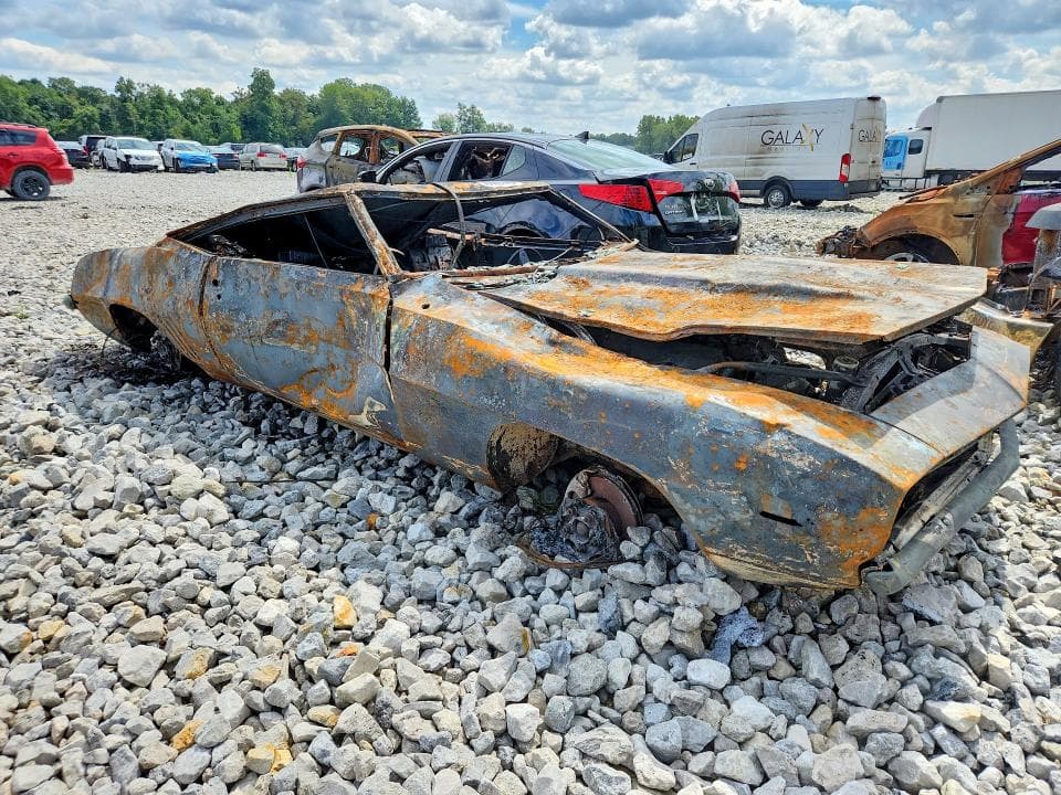 1969 CHEVROLET CAMARO 2D 4