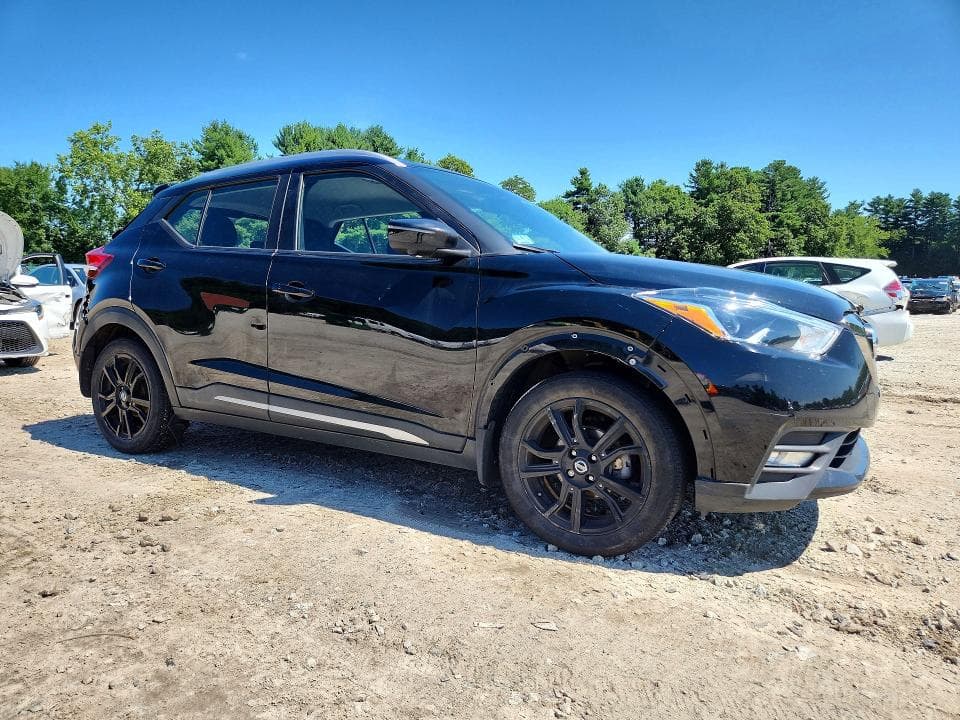 2020 NISSAN KICKS SR 4