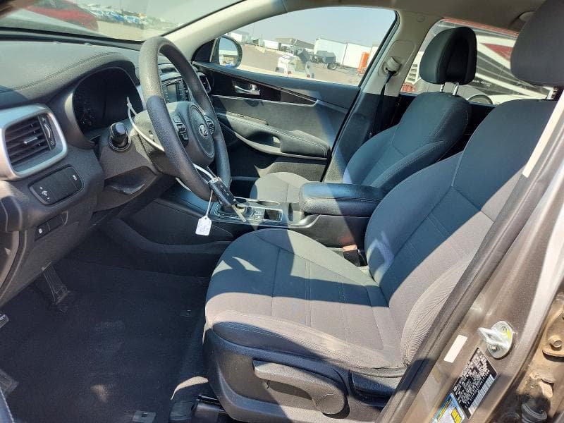 2017 KIA SORENTO LX V6 7