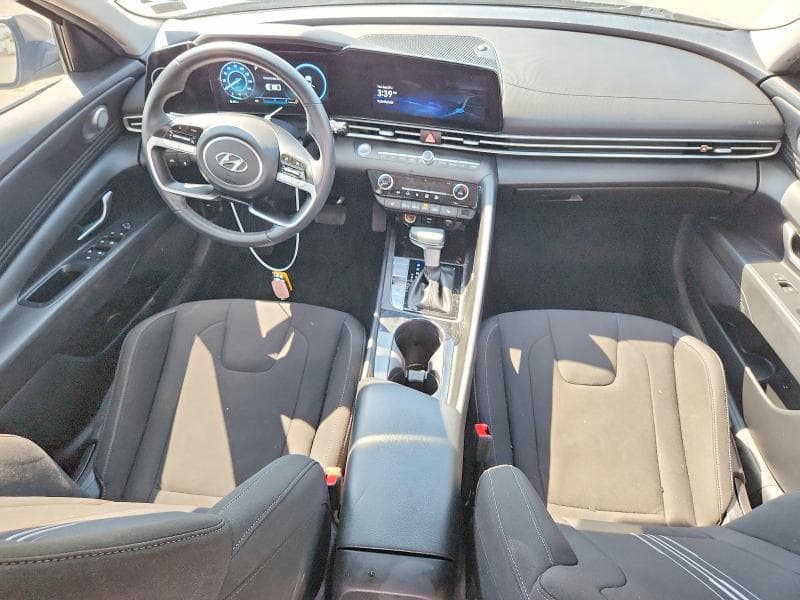 2023 HYUNDAI ELANTRA SEL 8