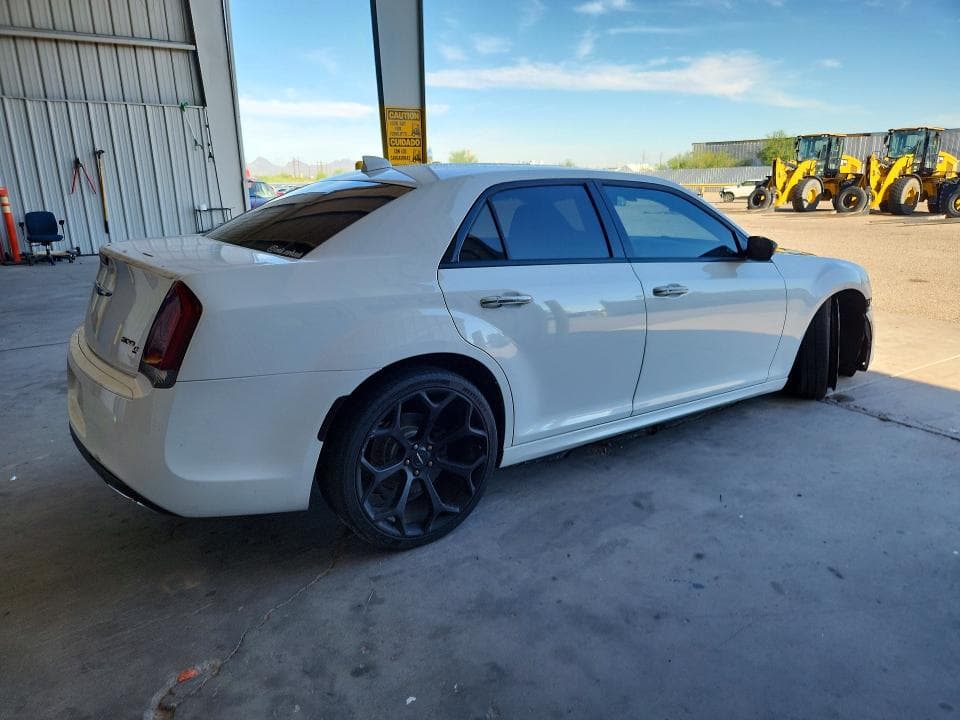 2017 CHRYSLER 300 S 3