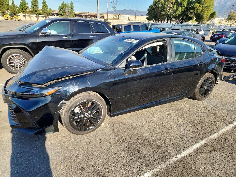 2026 TOYOTA CAMRY SE