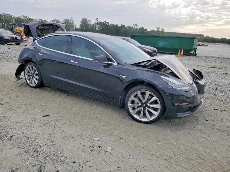 2019 TESLA MODEL 3 4