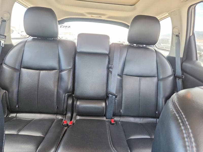 2017 NISSAN PATHFINDER SL 10