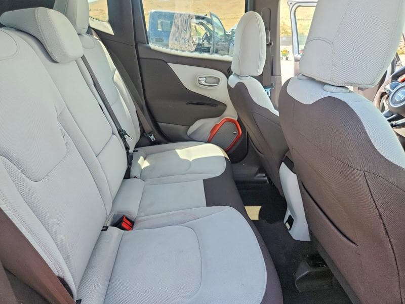 2017 JEEP RENEGADE LATITUDE 11