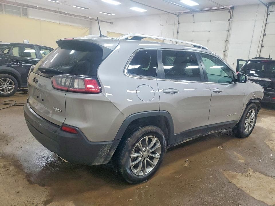 2021 JEEP CHEROKEE LATITUDE LUX 3