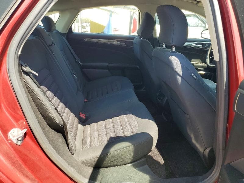 2017 FORD FUSION SE 10