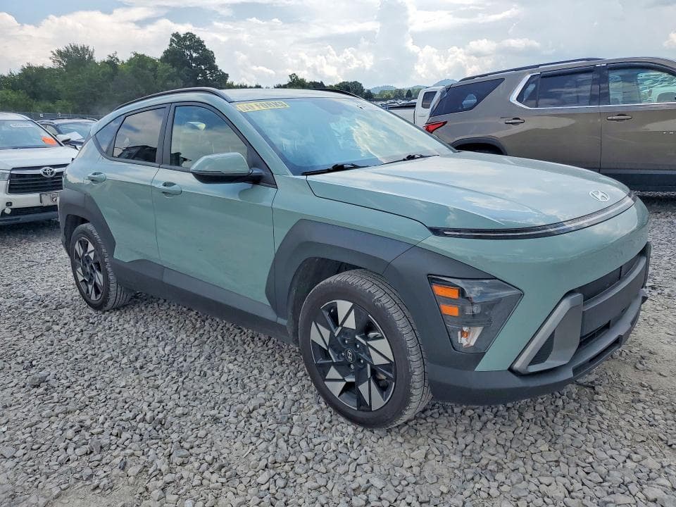 2024 HYUNDAI KONA SEL 4