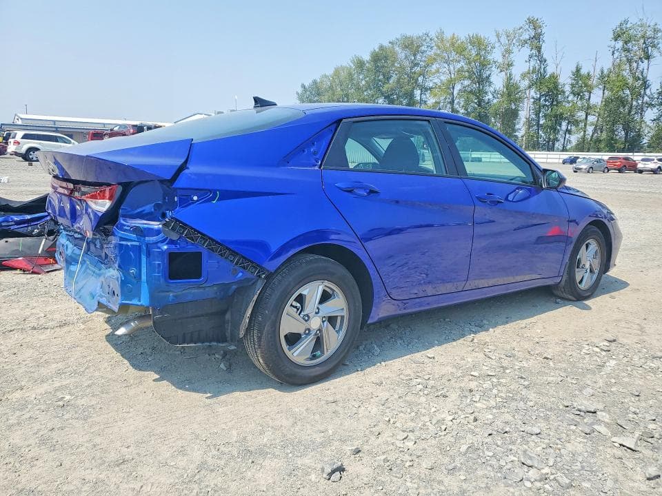 2026 HYUNDAI ELANTRA SE 3