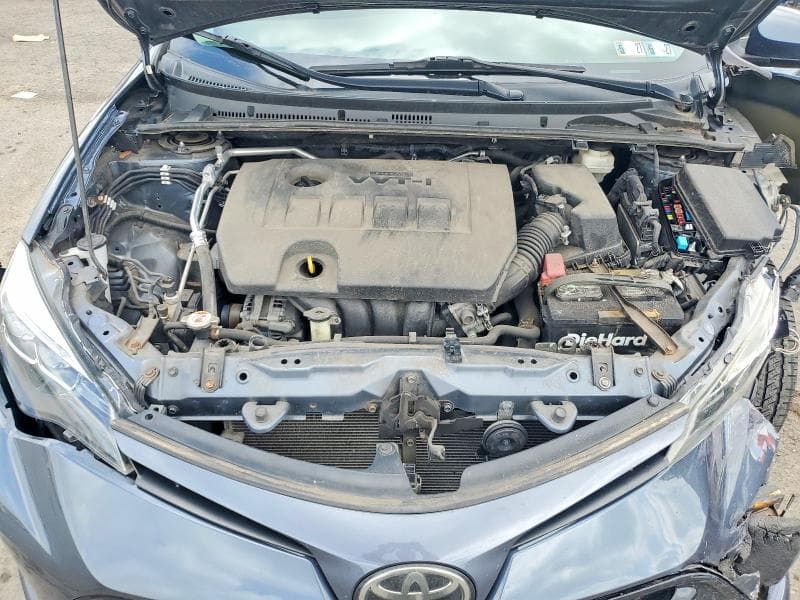 2018 TOYOTA COROLLA XSE 11