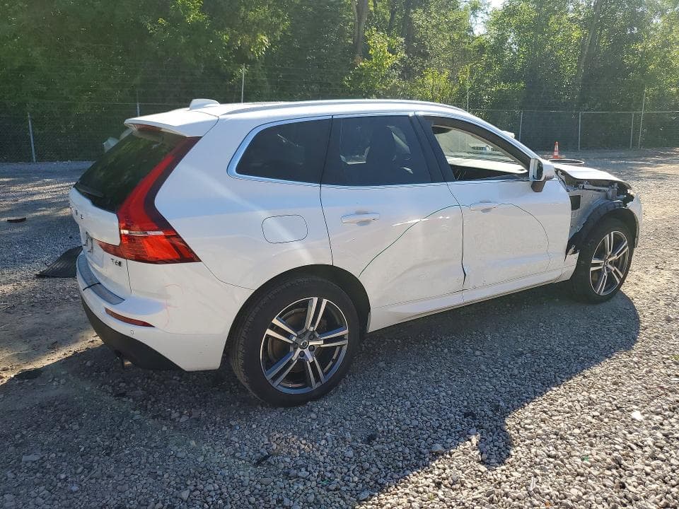 2020 VOLVO XC60 T6 MOMENTUM 3