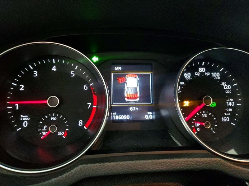 2018 VOLKSWAGEN PASSAT SE 9