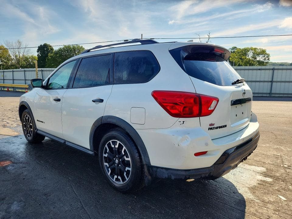 2020 NISSAN PATHFINDER SL 2