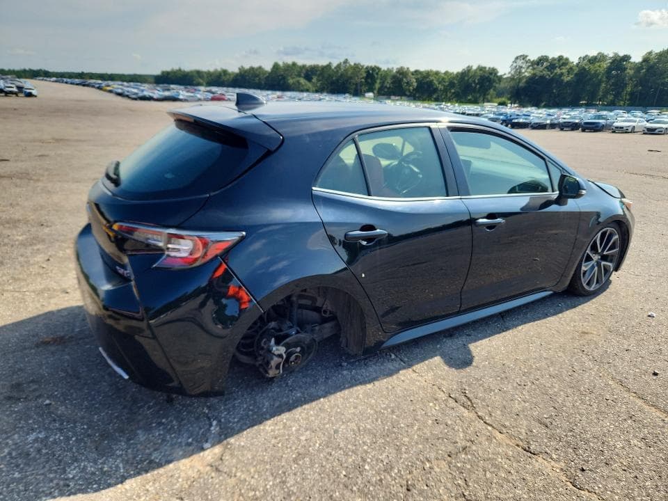 2020 TOYOTA COROLLA XSE 3