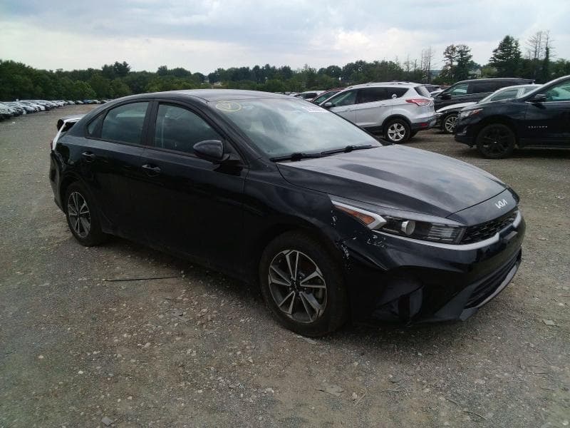 2023 KIA FORTE LXS 4